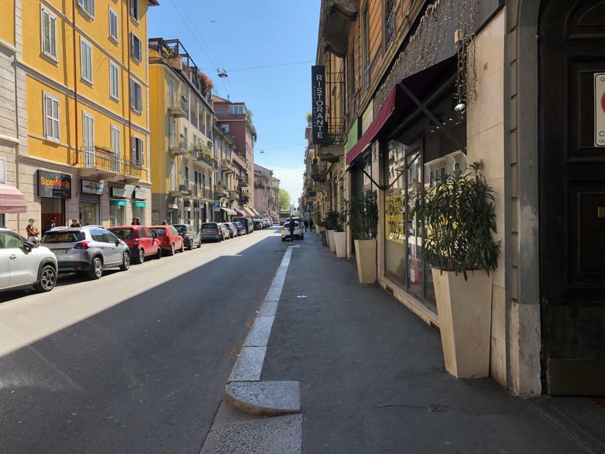 La Casa Di Ringhiera * Milán